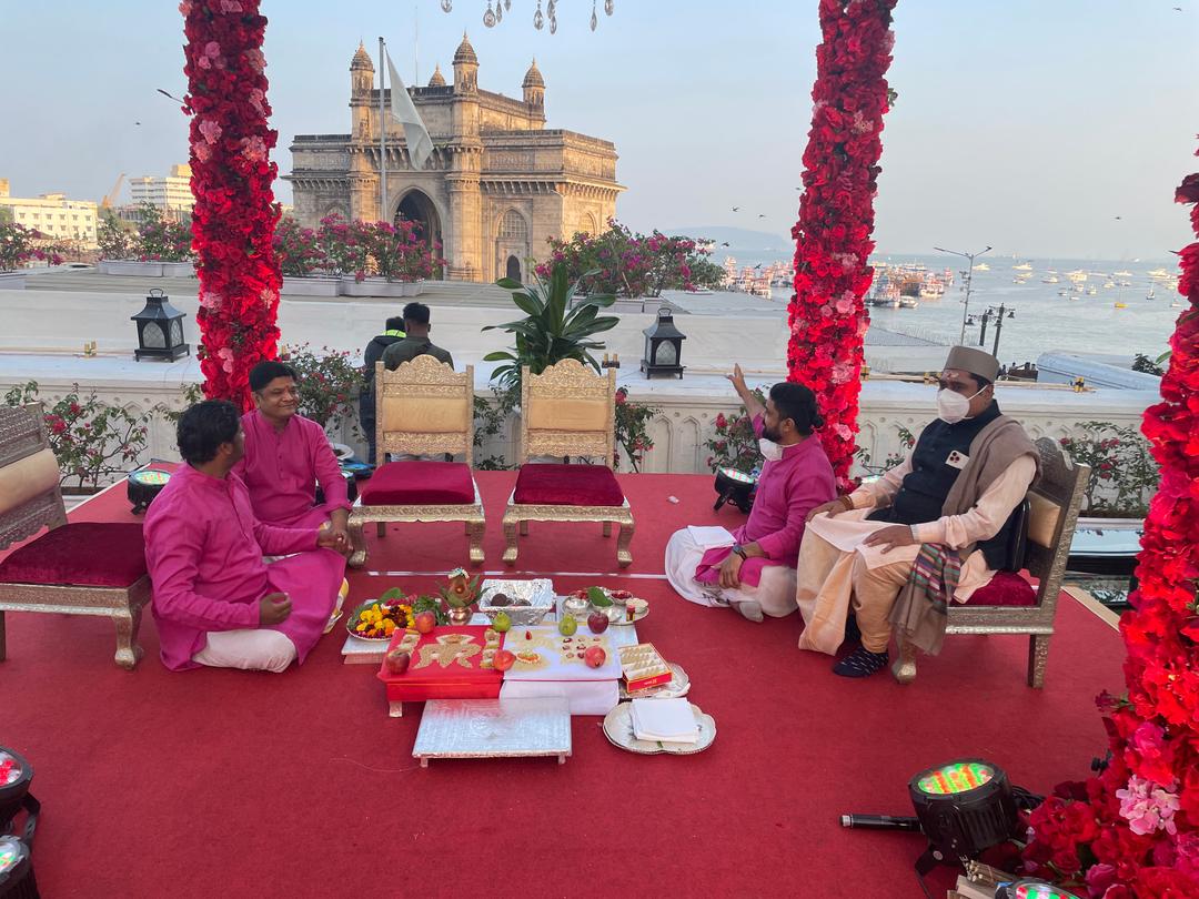 Pandit Chandrashekhar Sharma's Team