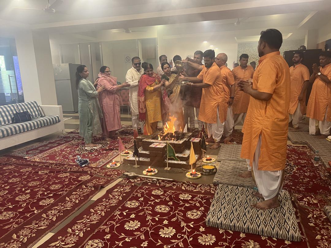 Pandit Chandrashekhar Sharma's Team