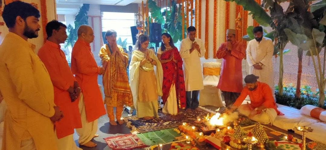 Pandit Chandrashekhar Sharma's Team